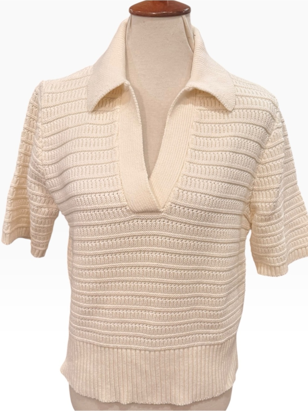 Cream Collared Short-Sleeve Knit Sweater Sz M
